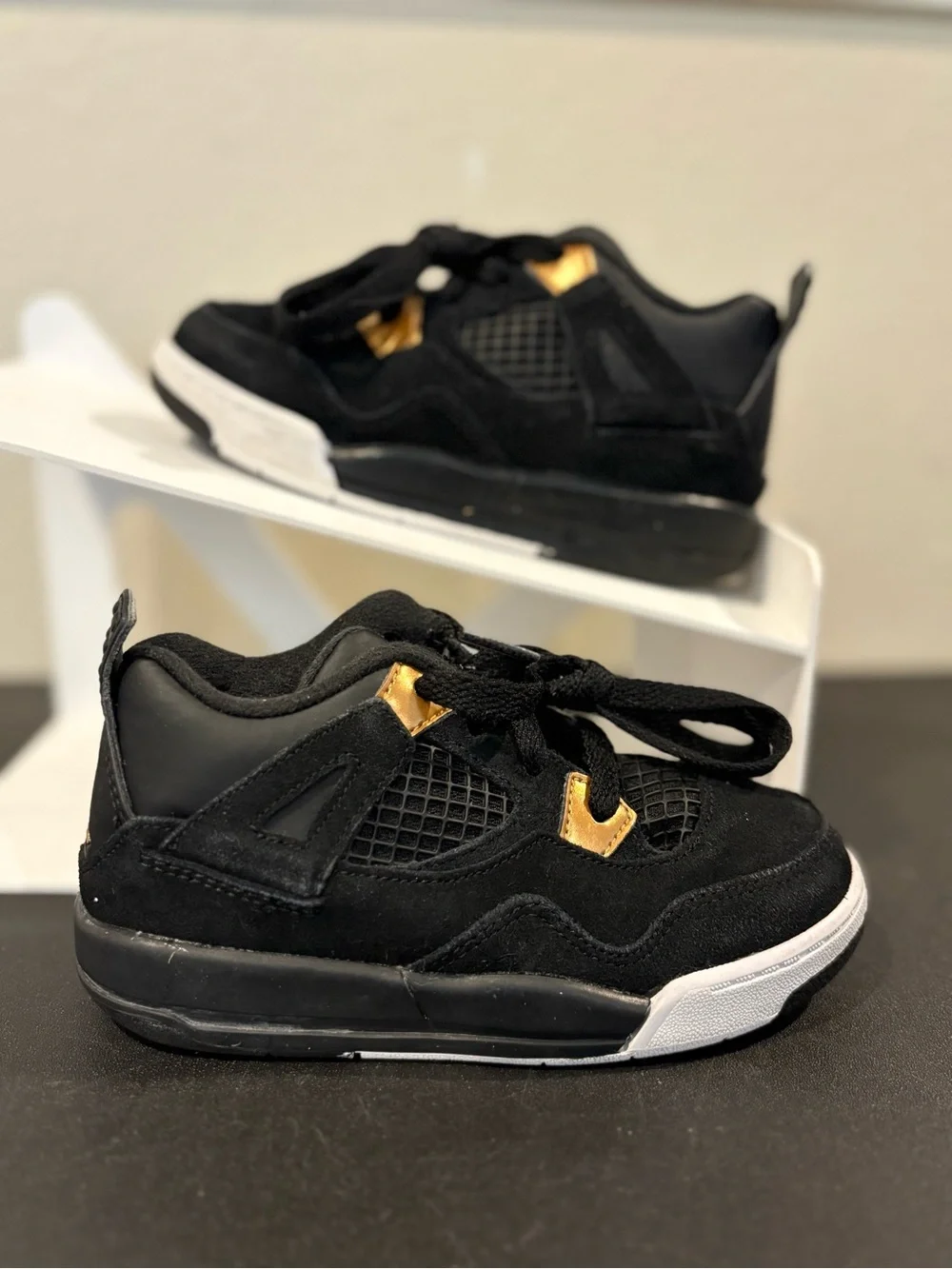 Nike Jordan 4 Retro BT 308500-032 Black Gold Royalty Shoes Kids Size 9C